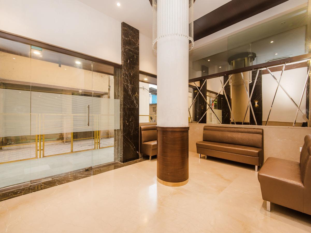 Oyo 13089 Hotel Gold Crest Navi Mumbai Exteriör bild